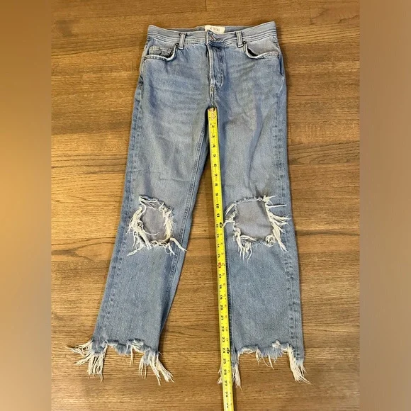 We The Free Distressed Jeans-Size 24 - Picture 5 of 6